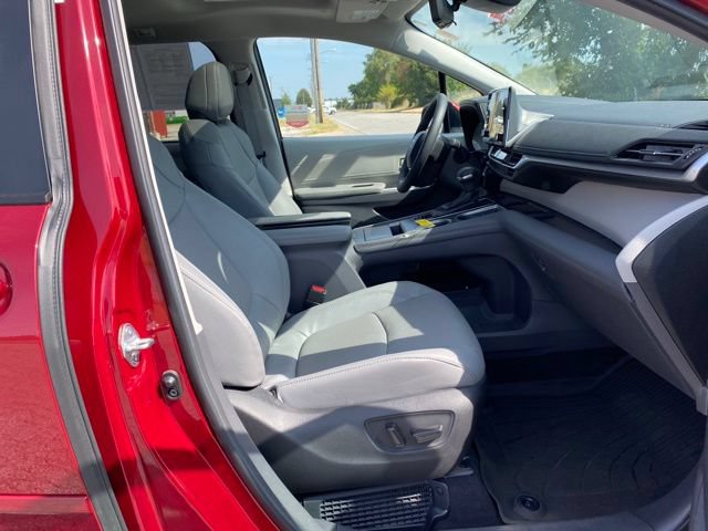Certified 2024 Toyota Sienna Limited AWD/4WD image 18