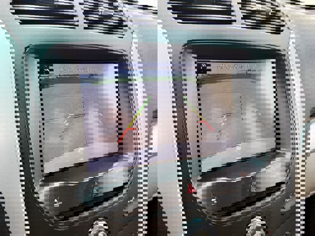 Used 2014 Ford Explorer XLT w/ Equipment Group 202A AWD/4WD image 25