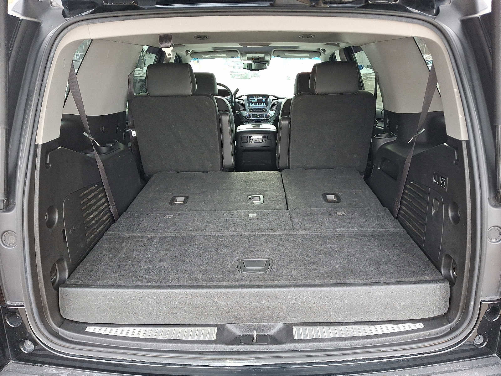 Used 2017 Chevrolet Tahoe LT w/ Luxury Package image 29