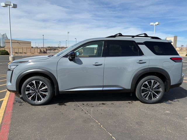 New 2026 Nissan Pathfinder Platinum AWD/4WD image 3