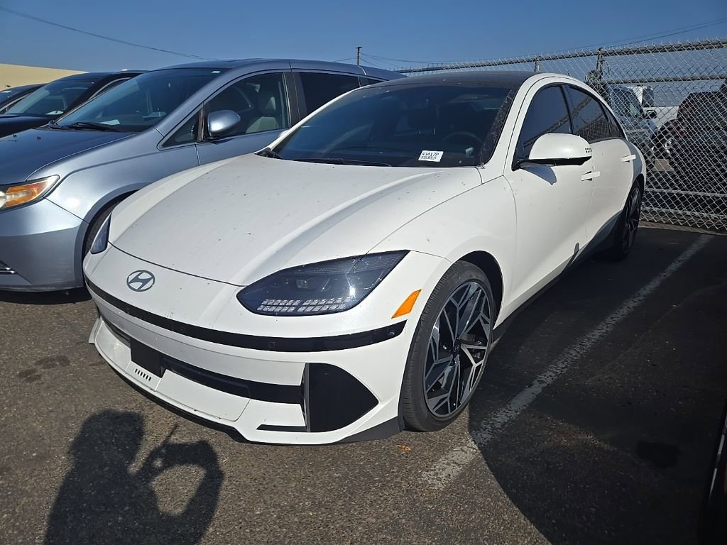 Used 2024 Hyundai Ioniq 6 Limited image 3