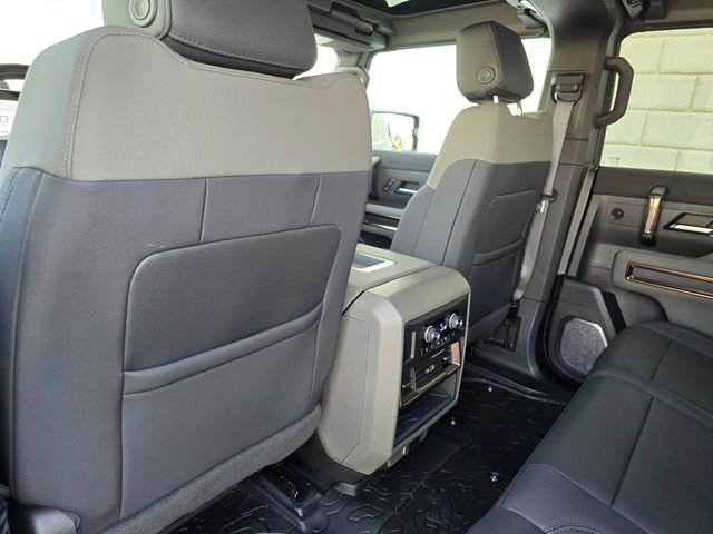 Used 2024 GMC Hummer EV 3X w/ Extreme Off-Road Package AWD/4WD image 44