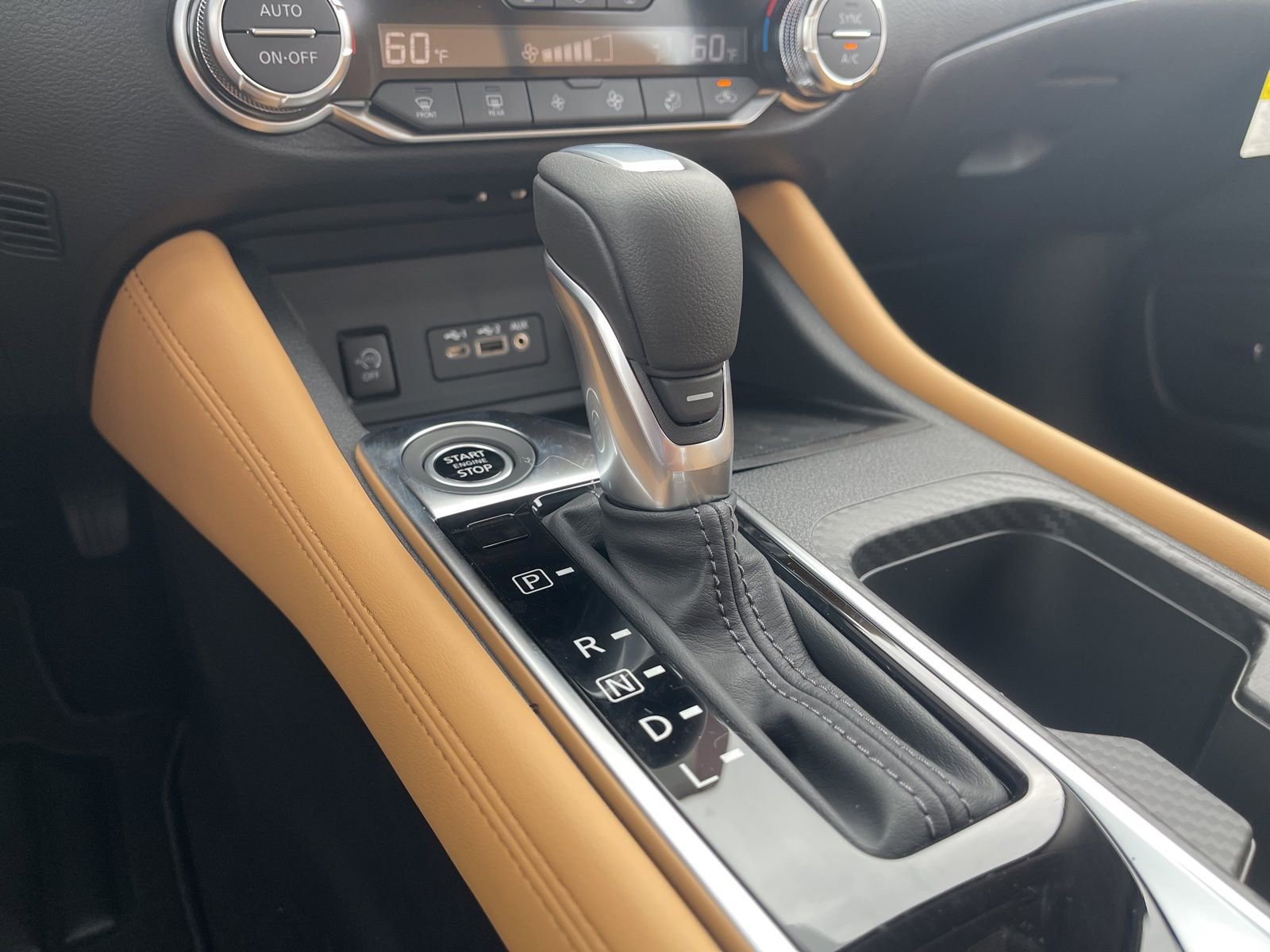 New 2025 Nissan Sentra SV w/ SV Premium Package image 28