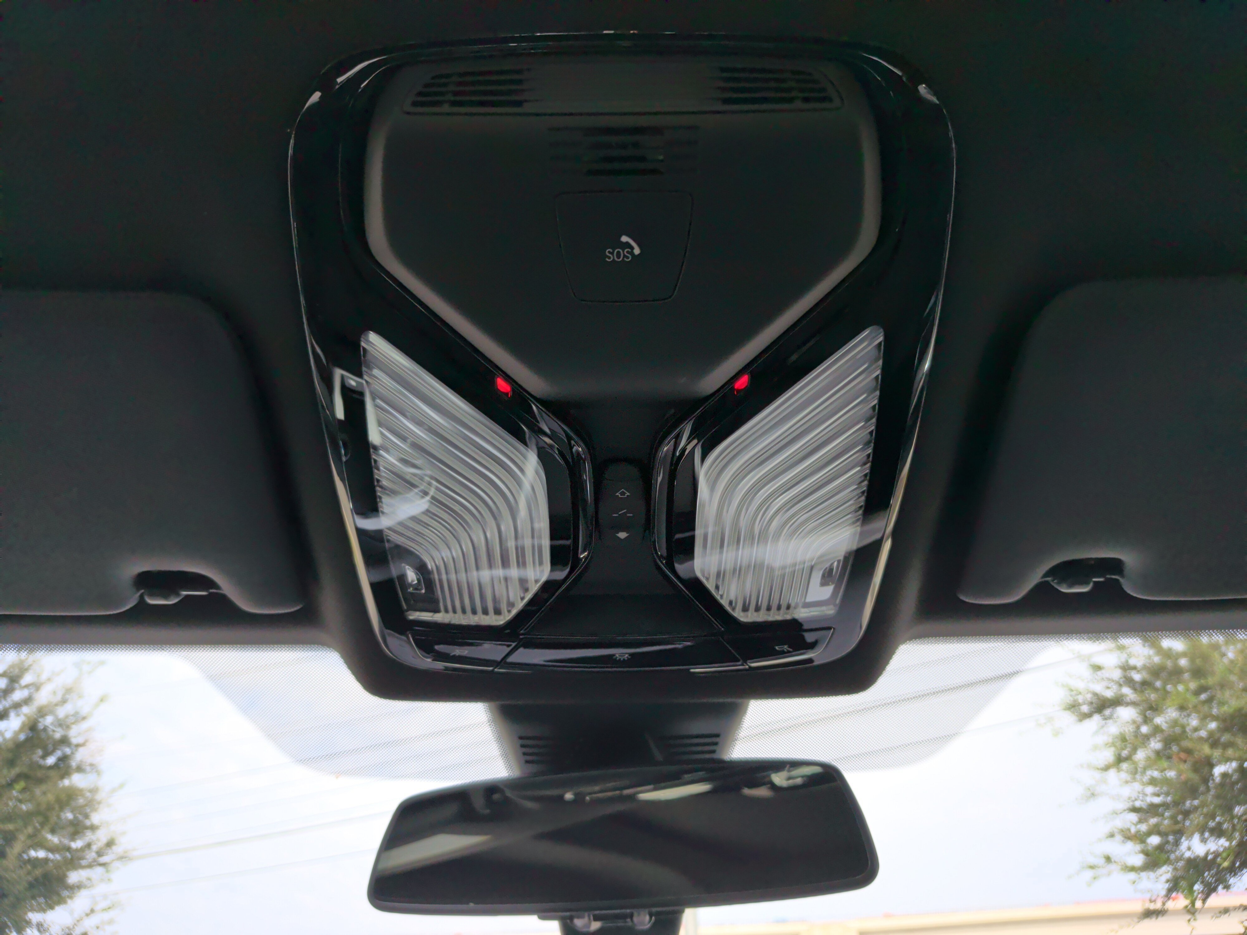 Certified 2025 BMW M240i Coupe RWD image 32