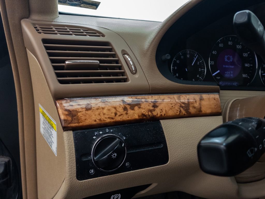 Used 2008 Mercedes-Benz E 350 4MATIC Wagon image 21