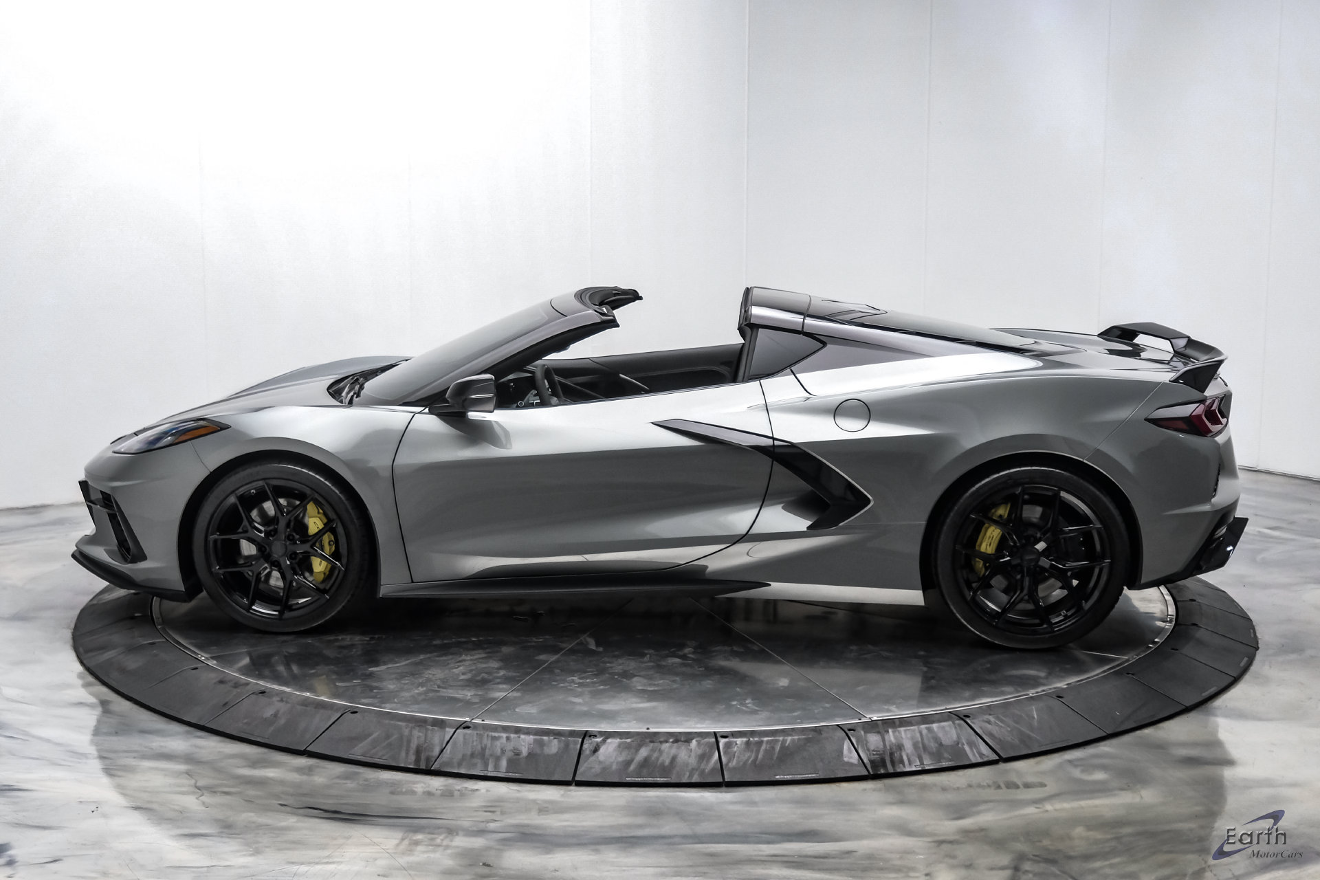 Used 2023 Chevrolet Corvette Stingray Preferred Cpe w/ Z51 Performance Package RWD image 9