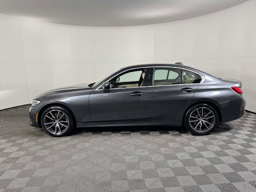 Used 2021 BMW 330i xDrive Sedan w/ Premium Package AWD/4WD image 11