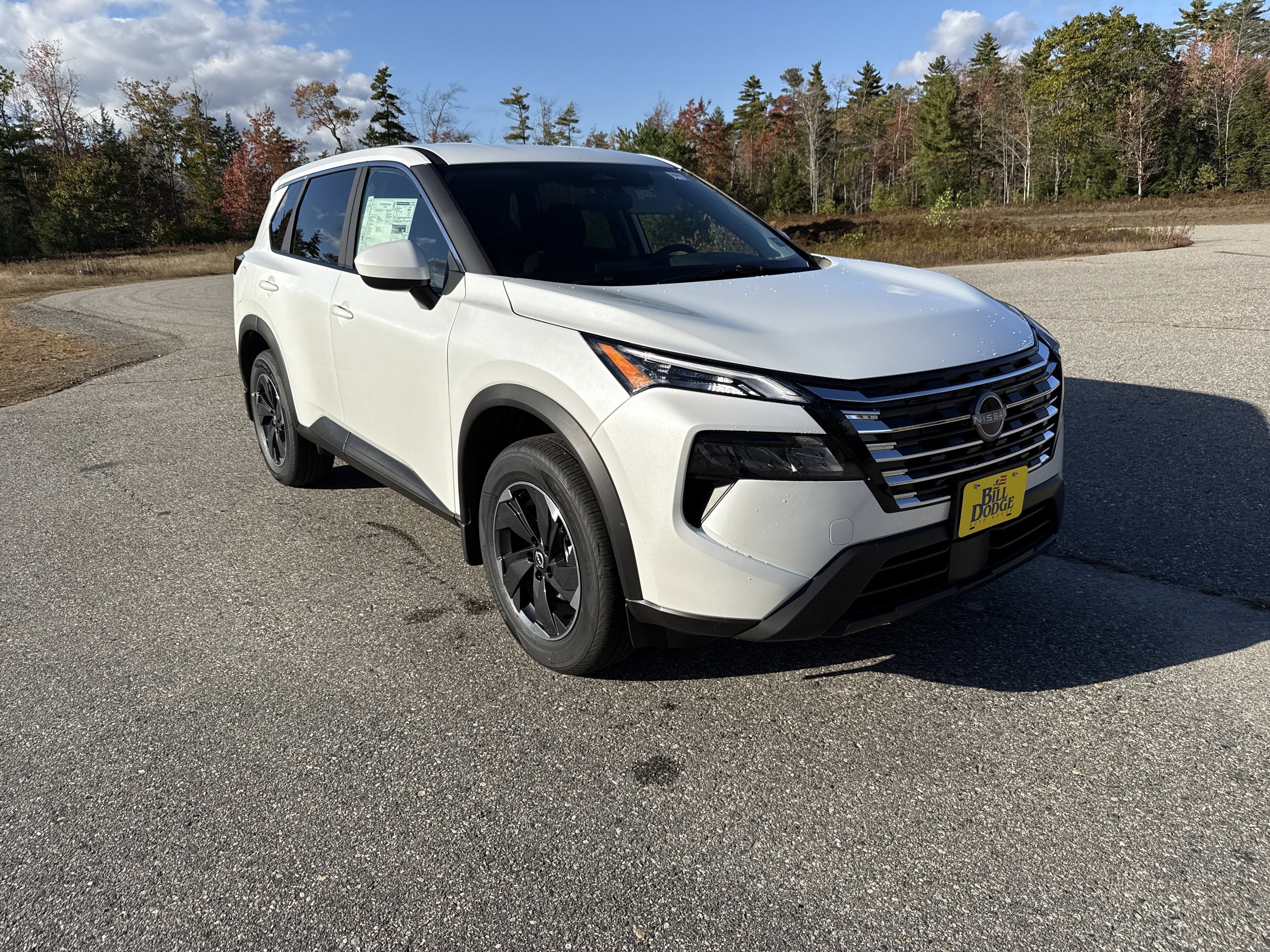 New 2026 Nissan Rogue SV AWD/4WD image 9