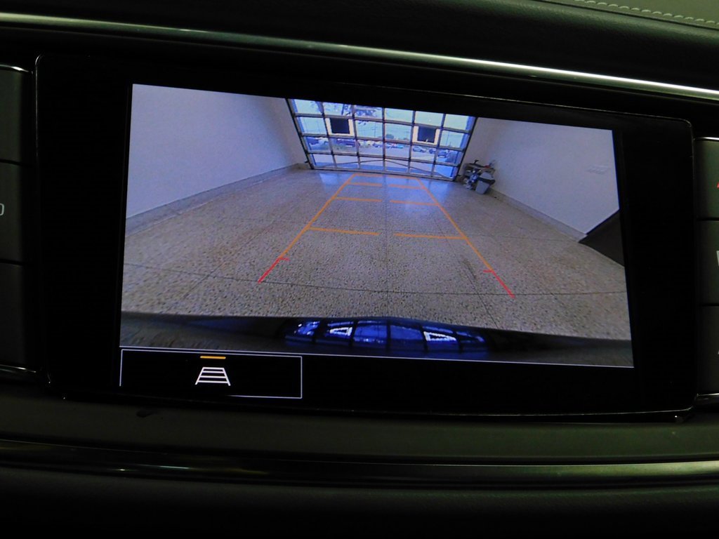 Used 2024 Buick Enclave Essence image 43