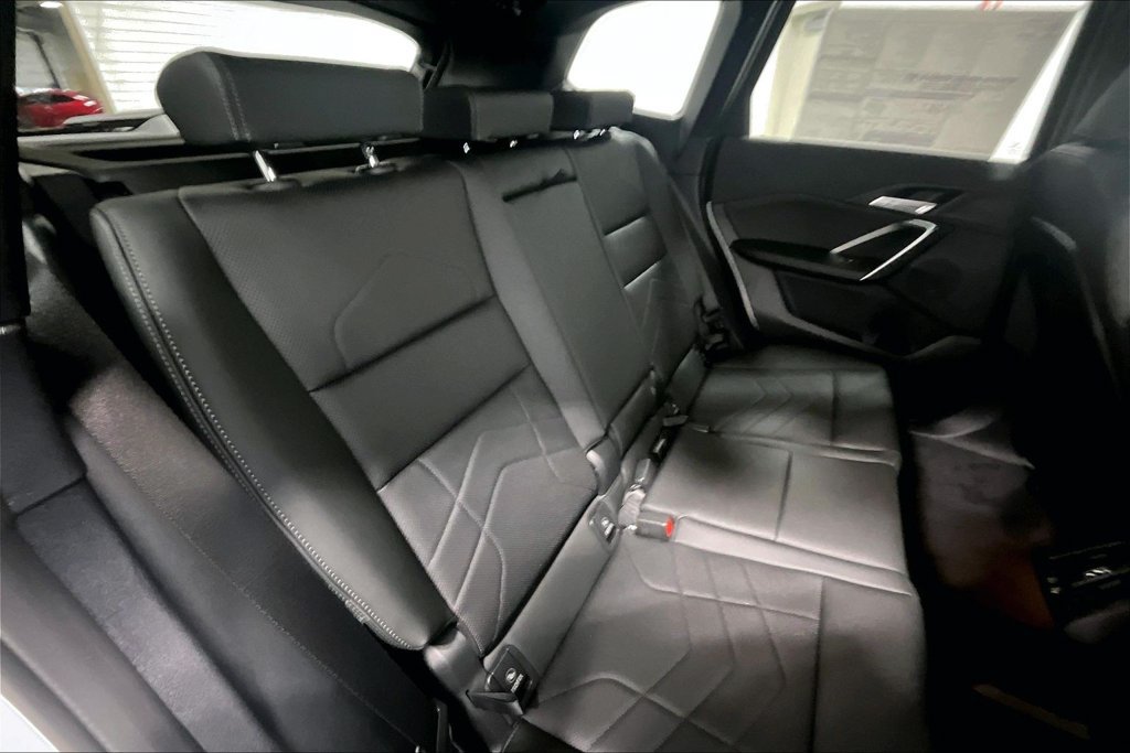 New 2027 BMW X1 xDrive28i AWD/4WD image 8