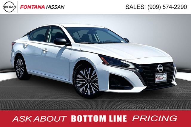 New 2026 Nissan Altima 2.5 SV FWD image 1