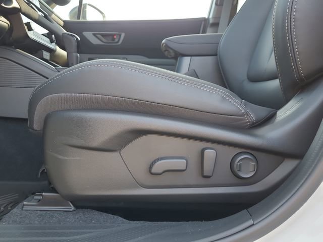 New 2026 Subaru Outback Limited image 24