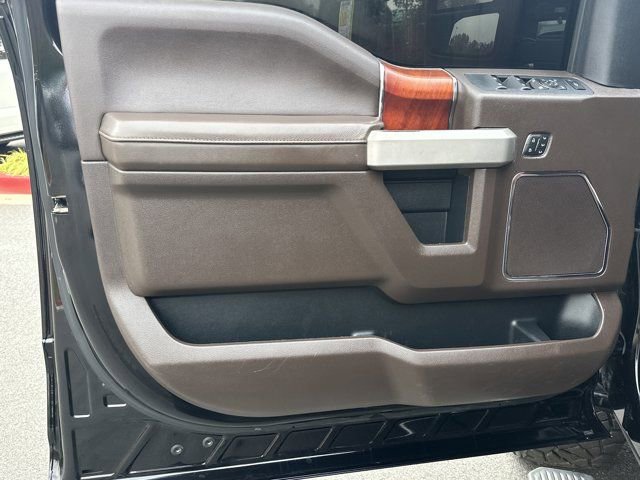 Used 2020 Ford F250 King Ranch w/ King Ranch Ultimate Package image 11