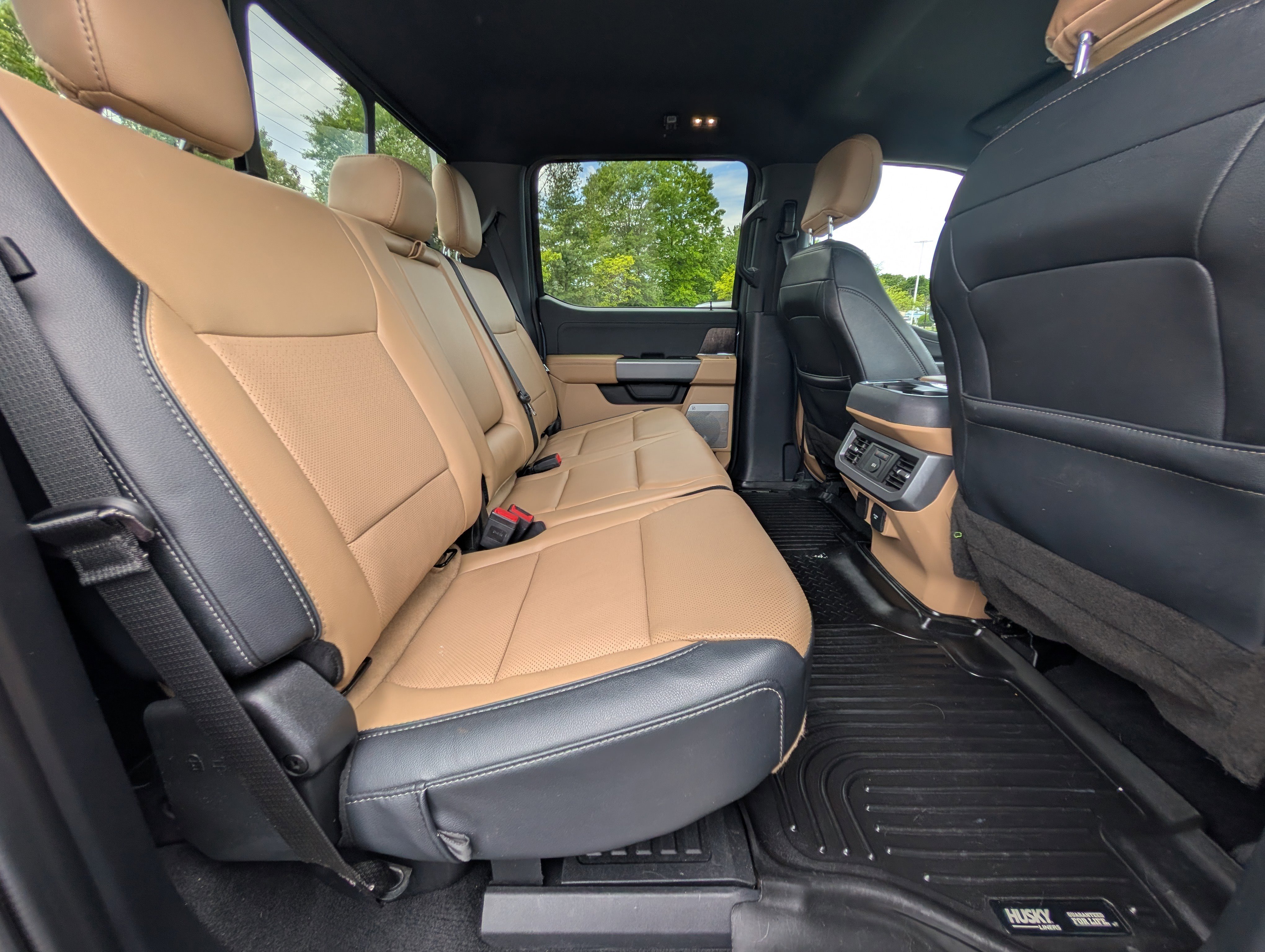 Certified 2023 Ford F350 Lariat w/ Black Appearance Package AWD/4WD image 11