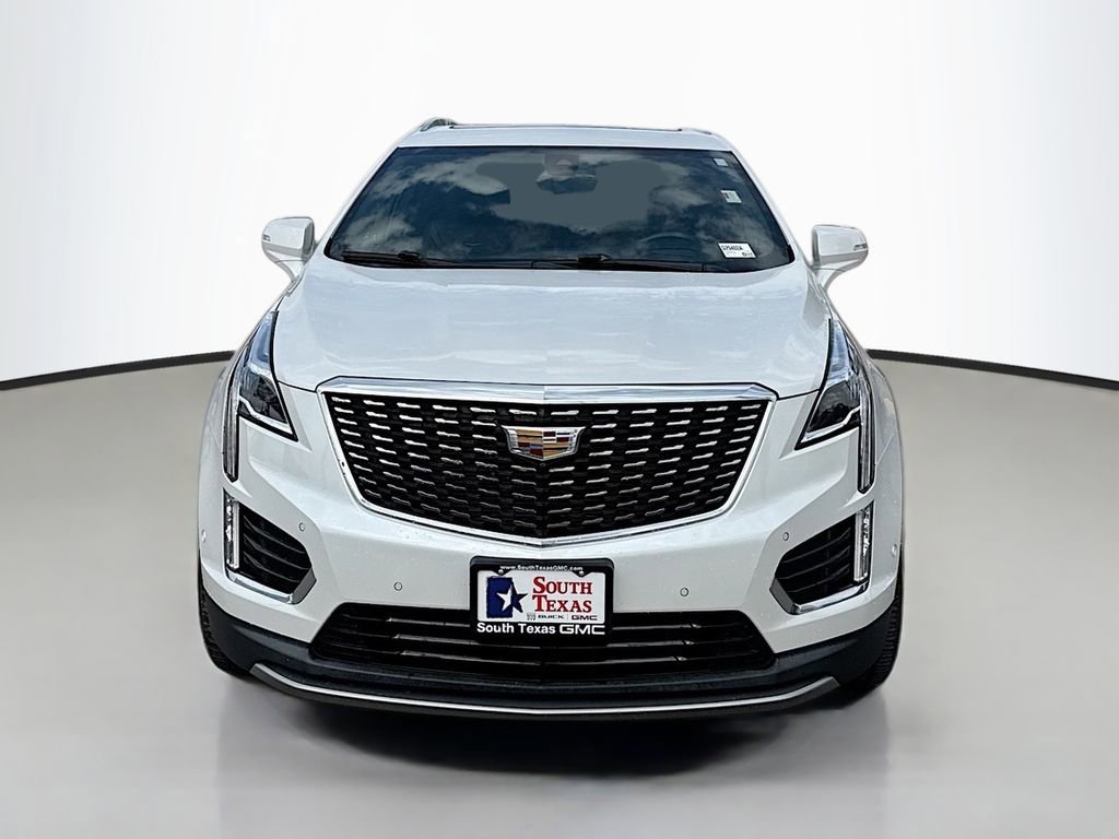 Used 2022 Cadillac XT5 Premium Luxury w/ Technology Package image 2