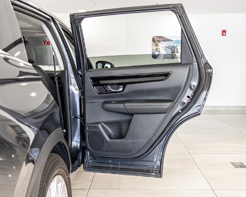 Used 2025 Honda CR-V EX-L image 39