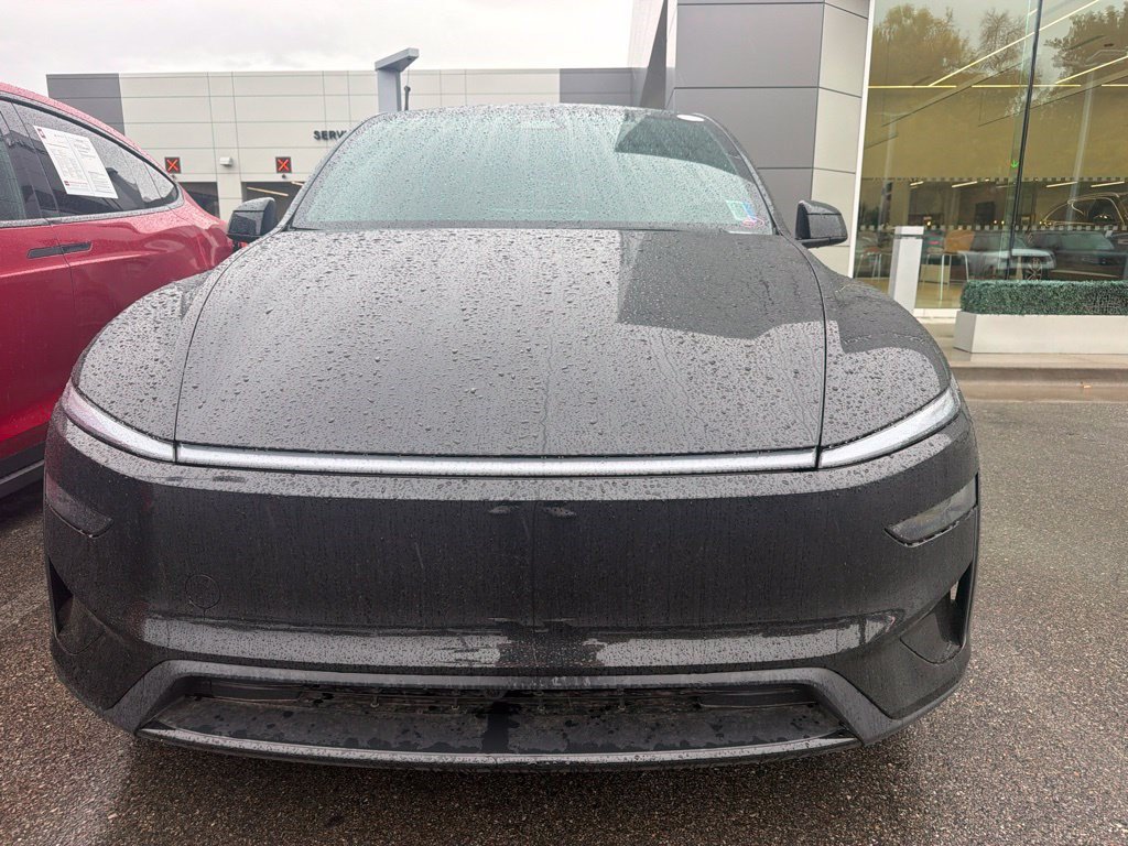 Used 2026 Tesla Model Y Performance AWD/4WD image 2