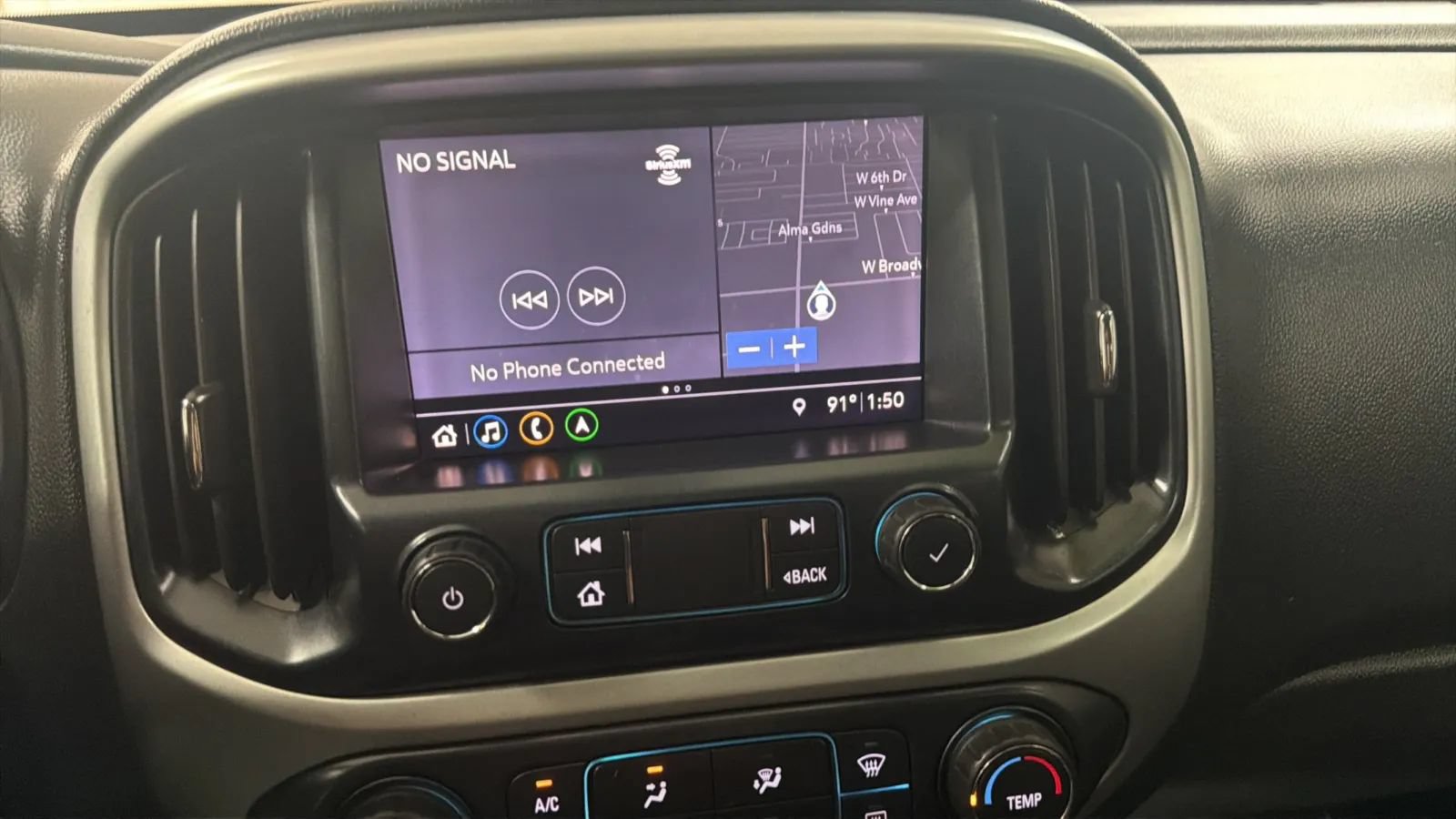 Used 2020 Chevrolet Colorado LT w/ LT Convenience Package AWD/4WD image 13
