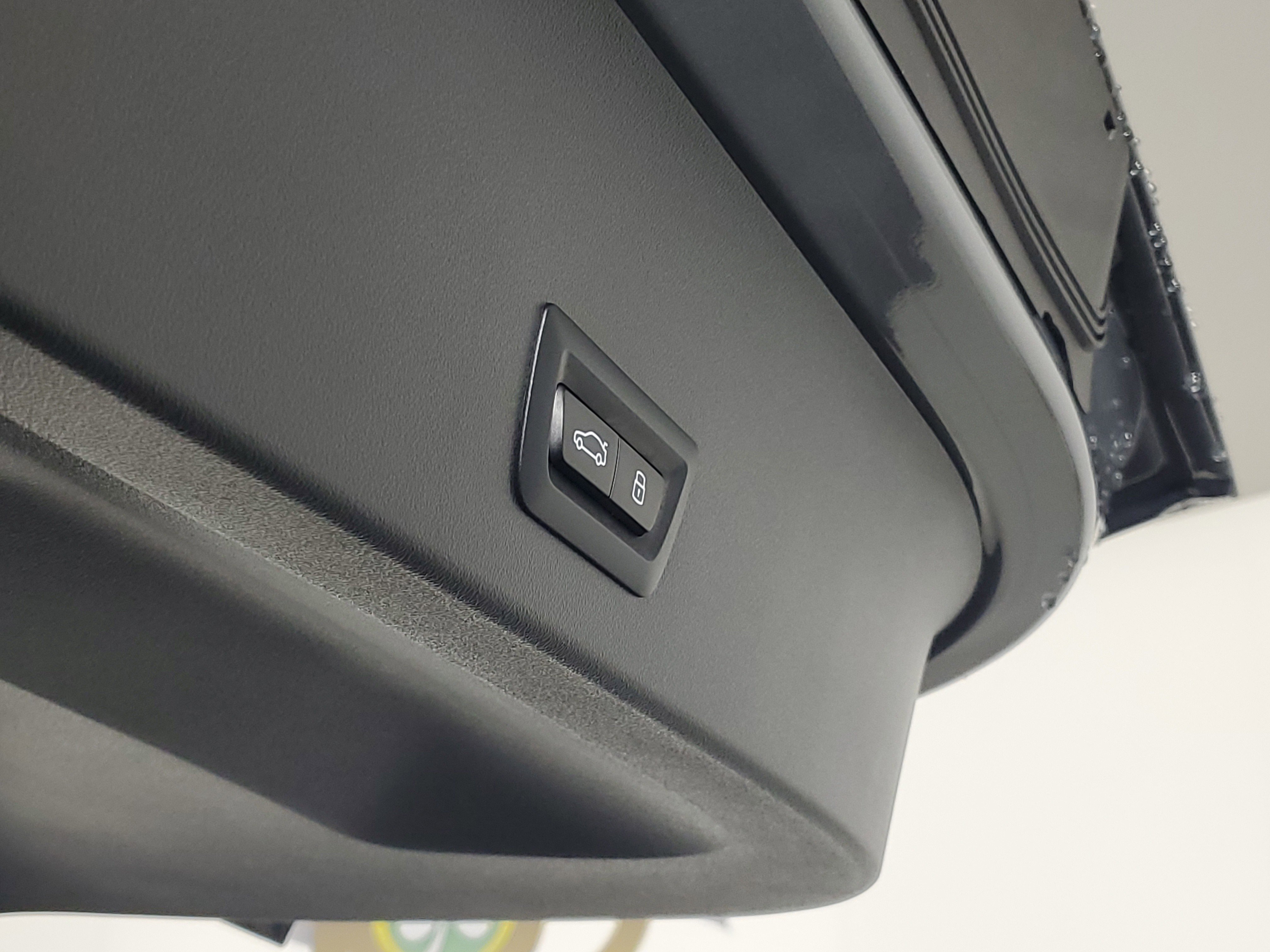 Certified 2025 BMW X3 xDrive30i w/ Premium Package image 25