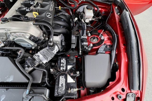 Used 2016 MAZDA MX-5 Miata Sport image 27