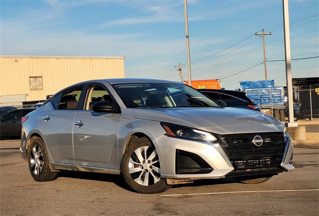 Used 2025 Nissan Altima 2.5 S image 20