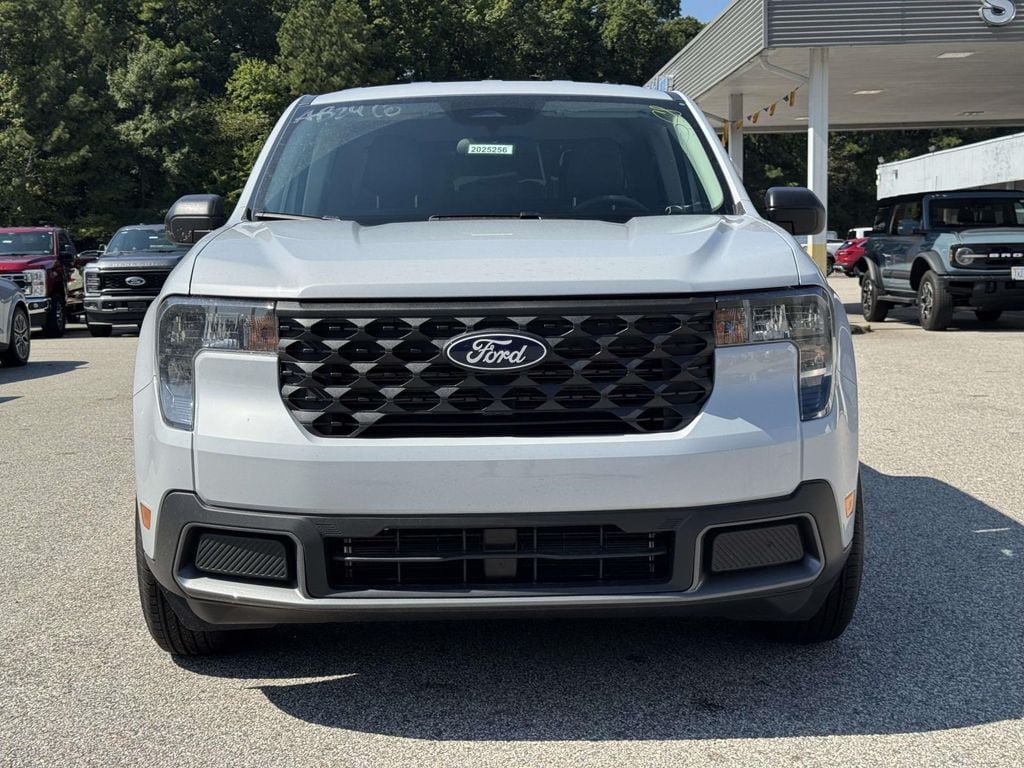 New 2025 Ford Maverick XLT FWD image 23