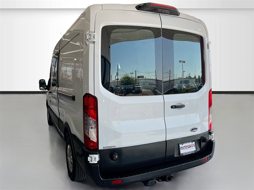 Used 2019 Ford Transit 250 148 Medium Roof image 5