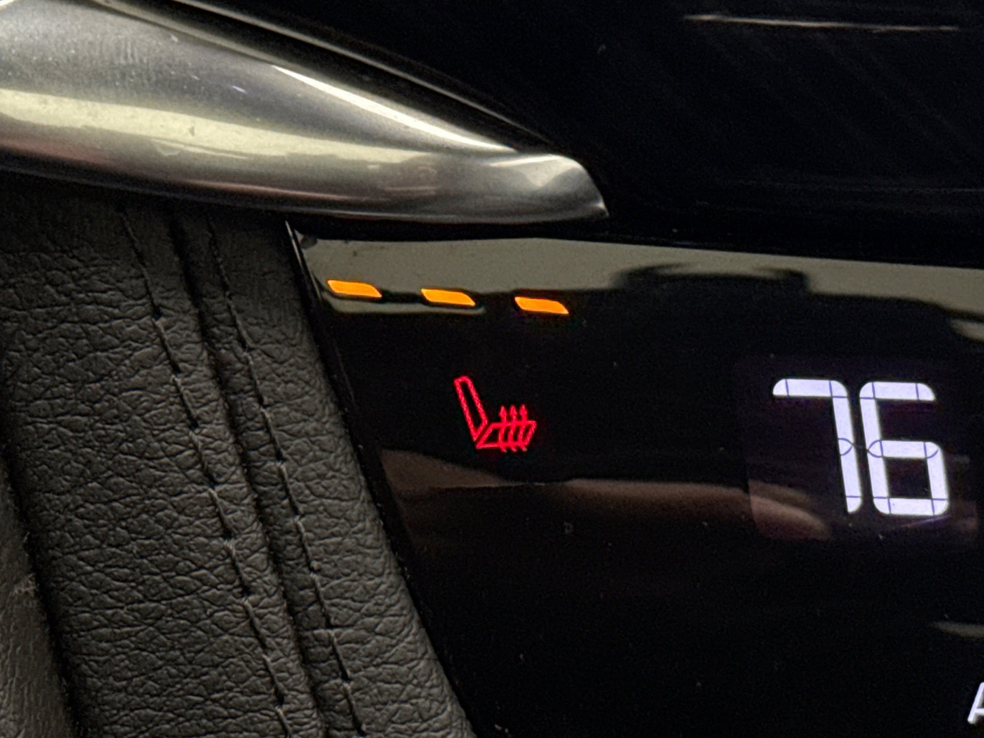 Used 2022 Cadillac XT6 Premium Luxury image 23