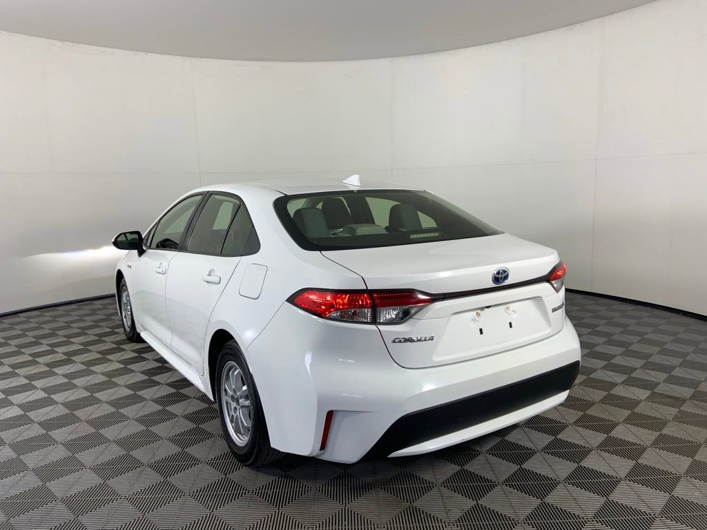 Used 2021 Toyota Corolla LE image 7
