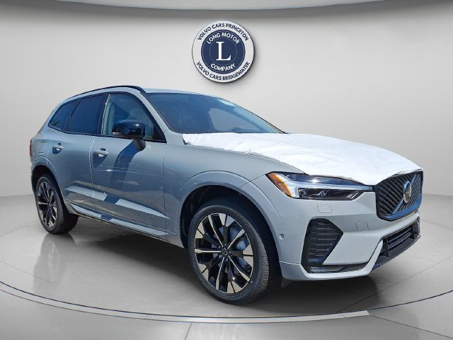 New 2026 Volvo XC60 B5 Plus w/ Climate Package AWD/4WD image 2