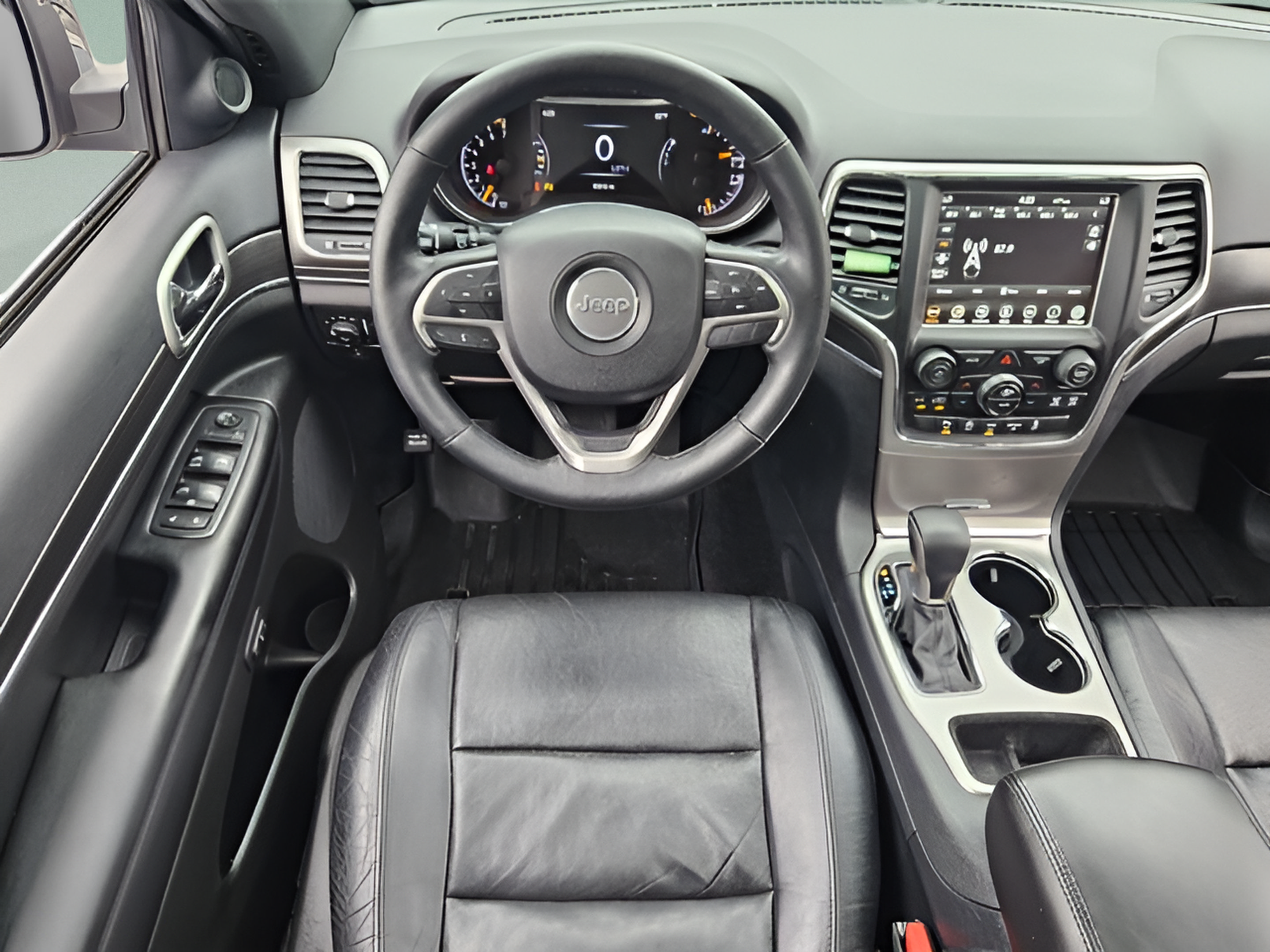 Used 2018 Jeep Grand Cherokee Limited w/ Luxury Group II RWD image 11