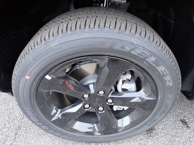 New 2025 Jeep Grand Cherokee L Altitude image 11