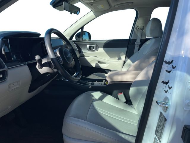 Used 2023 Kia Sorento S w/ Panoramic Sunroof Package image 9