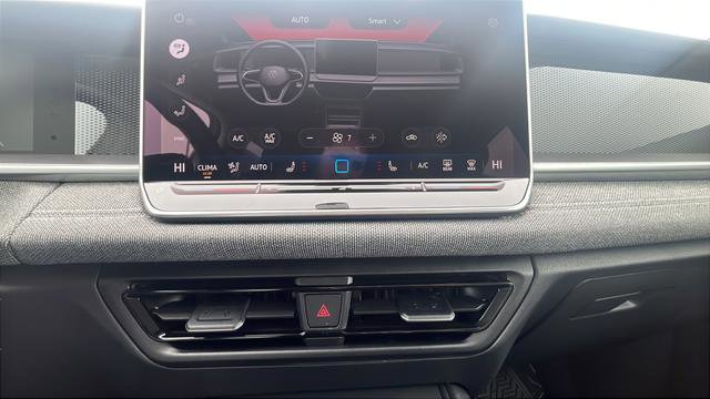 New 2026 Volkswagen Tiguan S AWD/4WD image 16