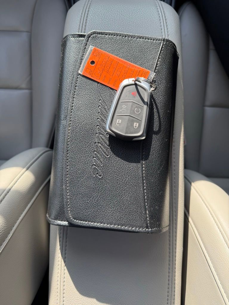 Used 2022 Cadillac XT4 Premium Luxury image 25