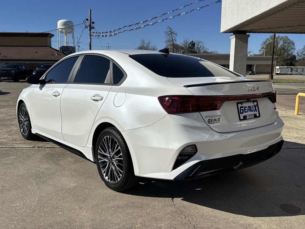 Used 2024 Kia Forte GT-Line w/ GT-Line Premium Package image 9