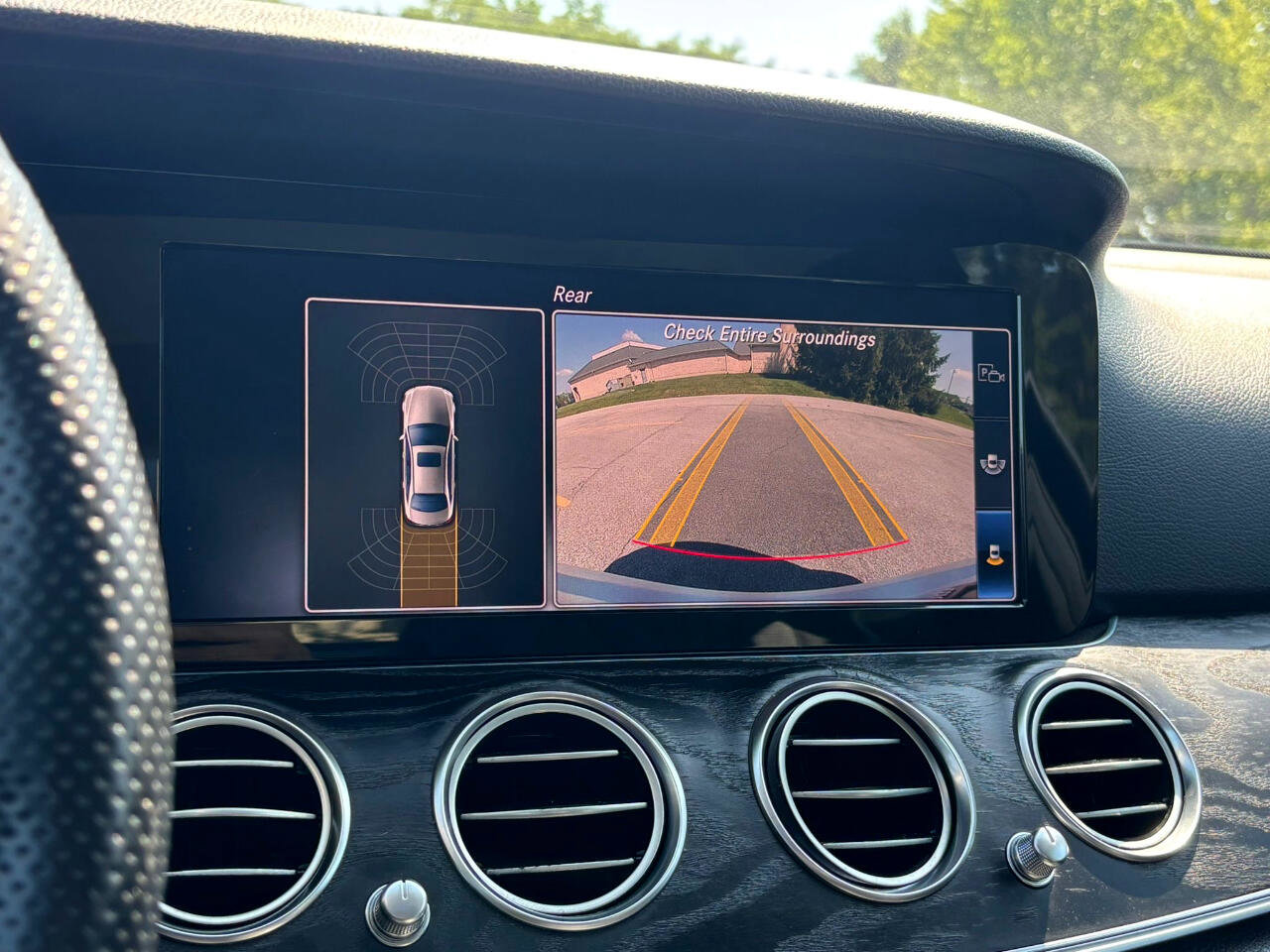 Used 2018 Mercedes-Benz E 300 w/ Premium 1 Package image 32