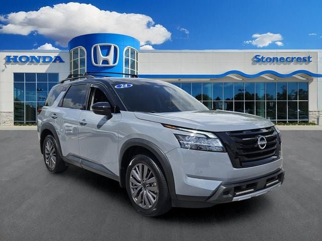 Used 2024 Nissan Pathfinder SL w/ SL Premium Package FWD image 1