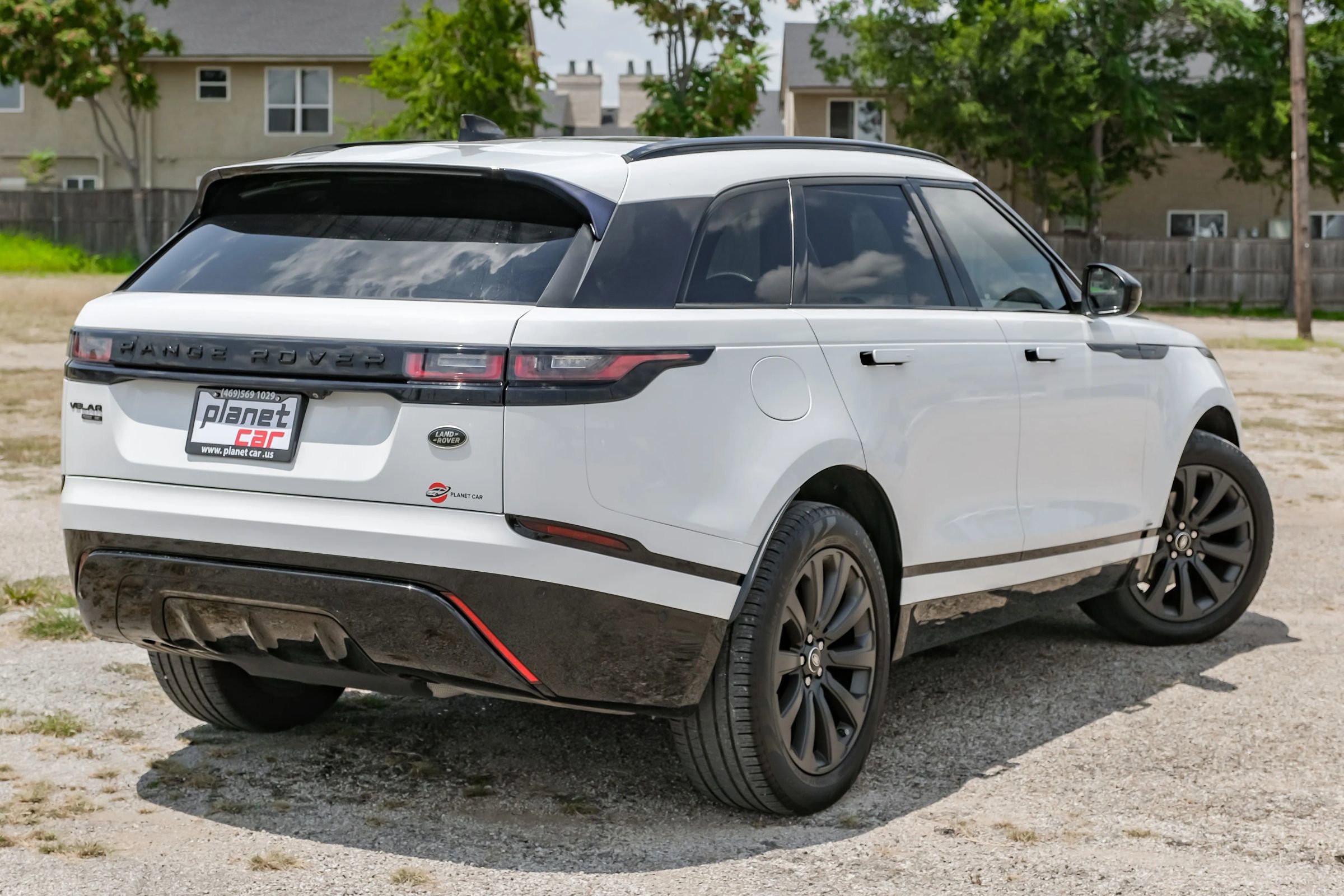 Used 2018 Land Rover Range Rover Velar R-Dynamic SE image 9
