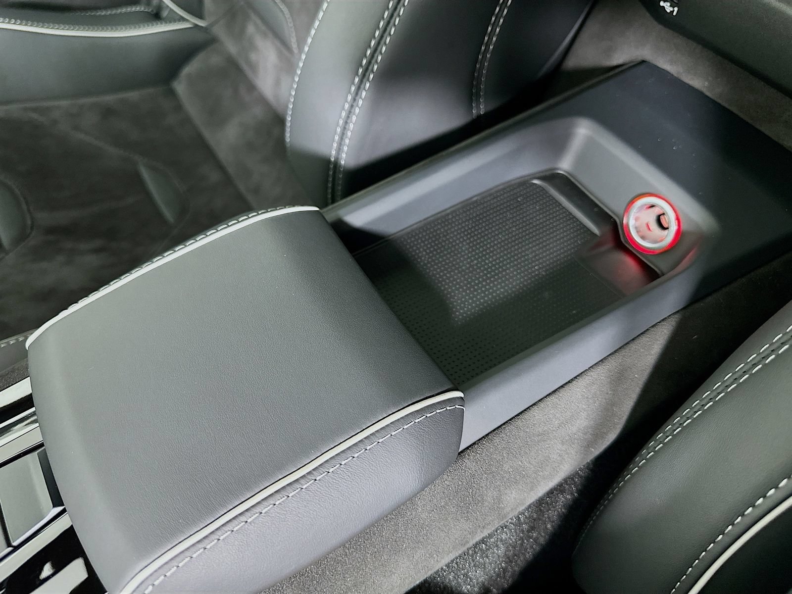 Used 2024 Lamborghini Huracan Tecnica RWD image 29
