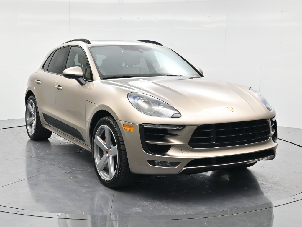 Used 2017 Porsche Macan GTS AWD/4WD image 3