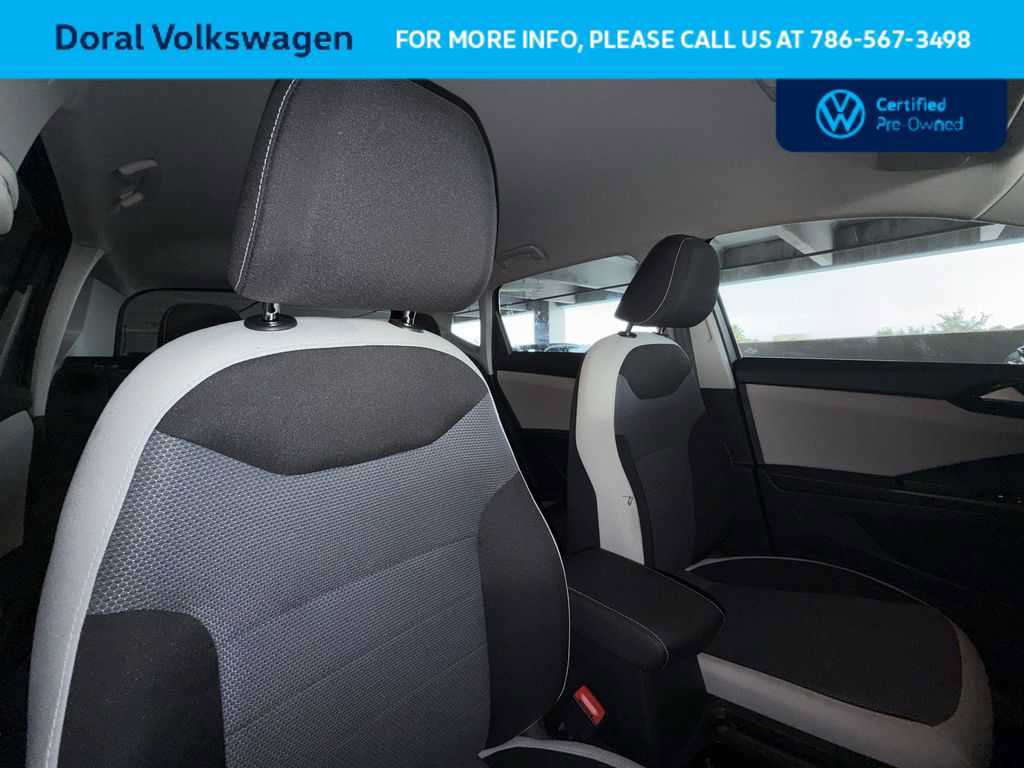 Used 2025 Volkswagen Taos S FWD image 27