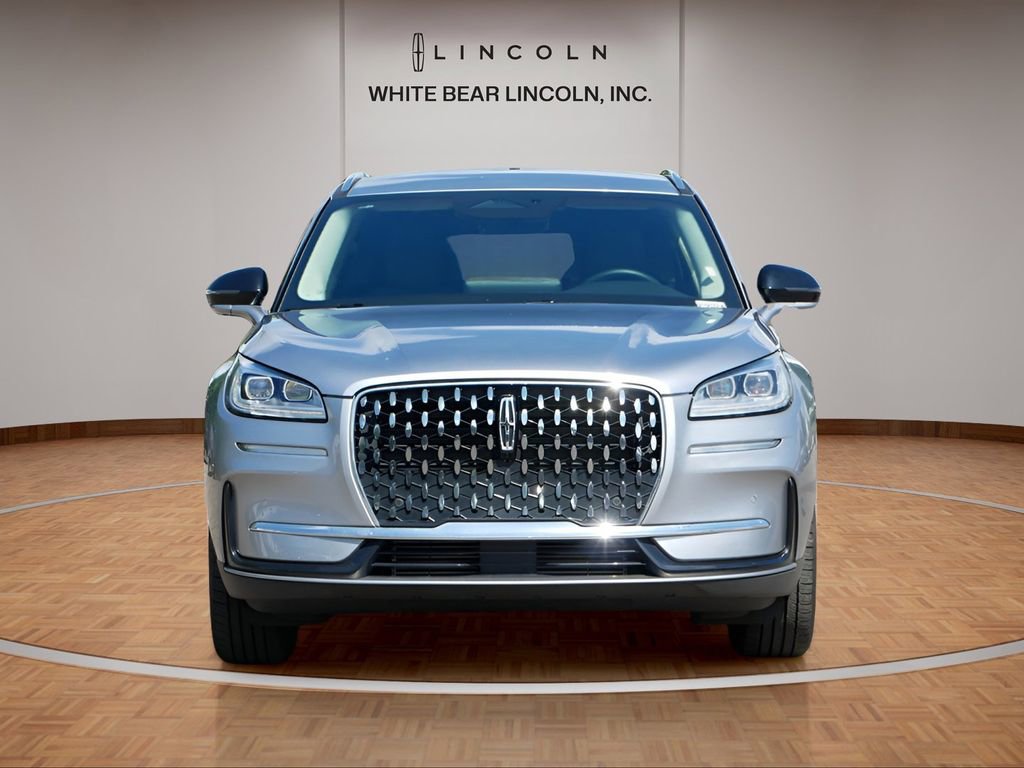 Used 2023 Lincoln Corsair Reserve w/ Equipment Group 201A AWD/4WD image 2