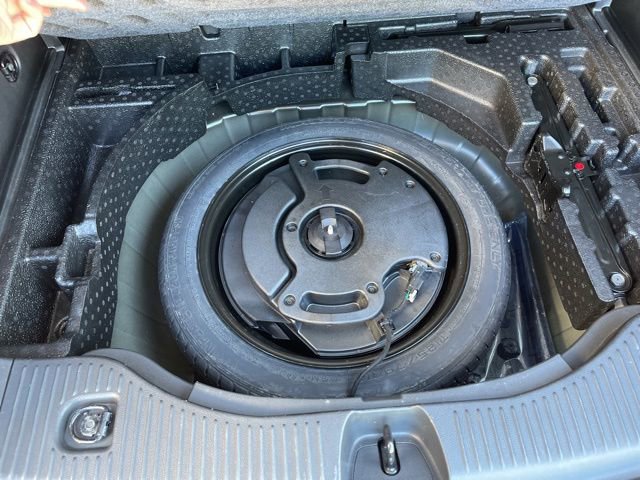 Used 2020 Buick Encore Preferred w/ Safety Package AWD/4WD image 38