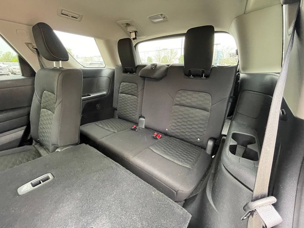 Used 2024 Nissan Pathfinder SV w/ Cargo Package FWD image 27