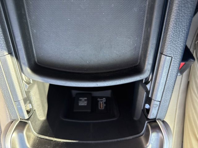 Used 2019 Honda Accord Touring image 32