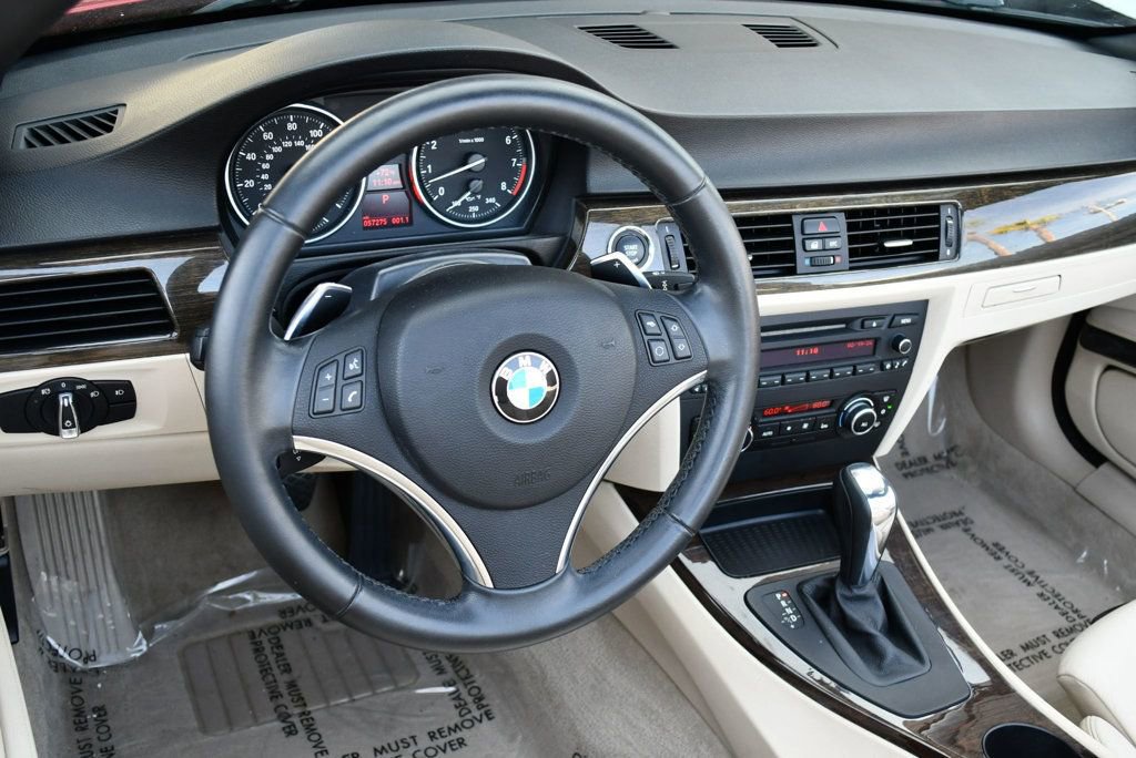 Used 2011 BMW 328i Convertible image 54