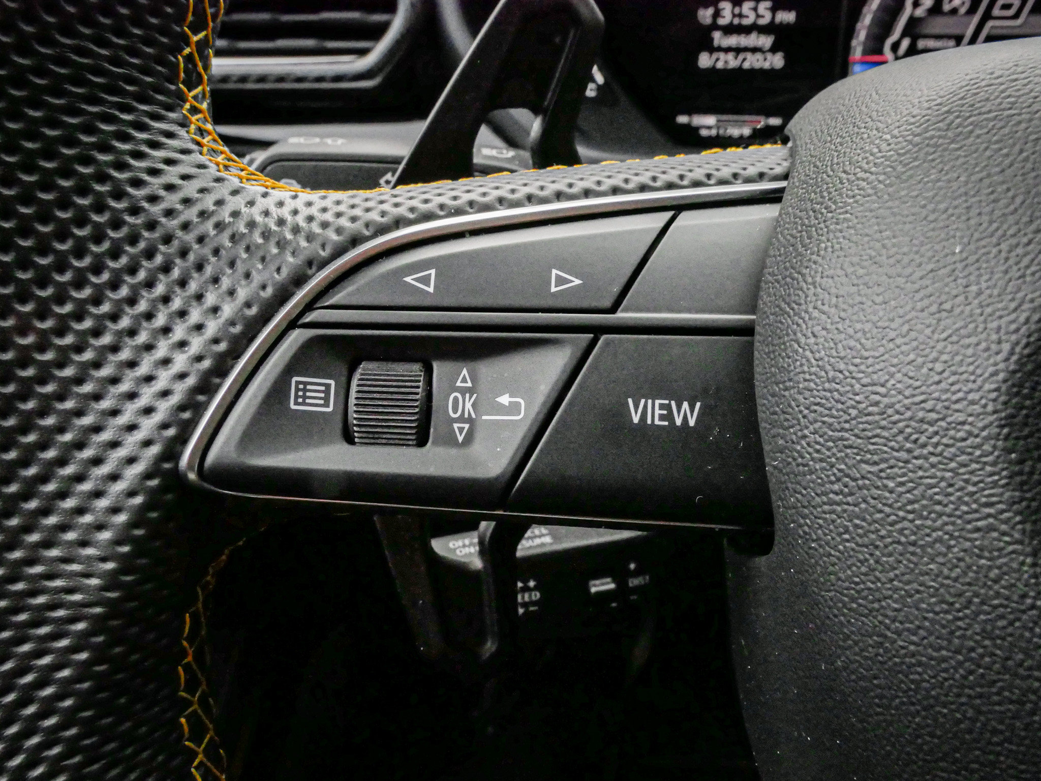 Used 2021 Lamborghini Urus AWD/4WD image 19