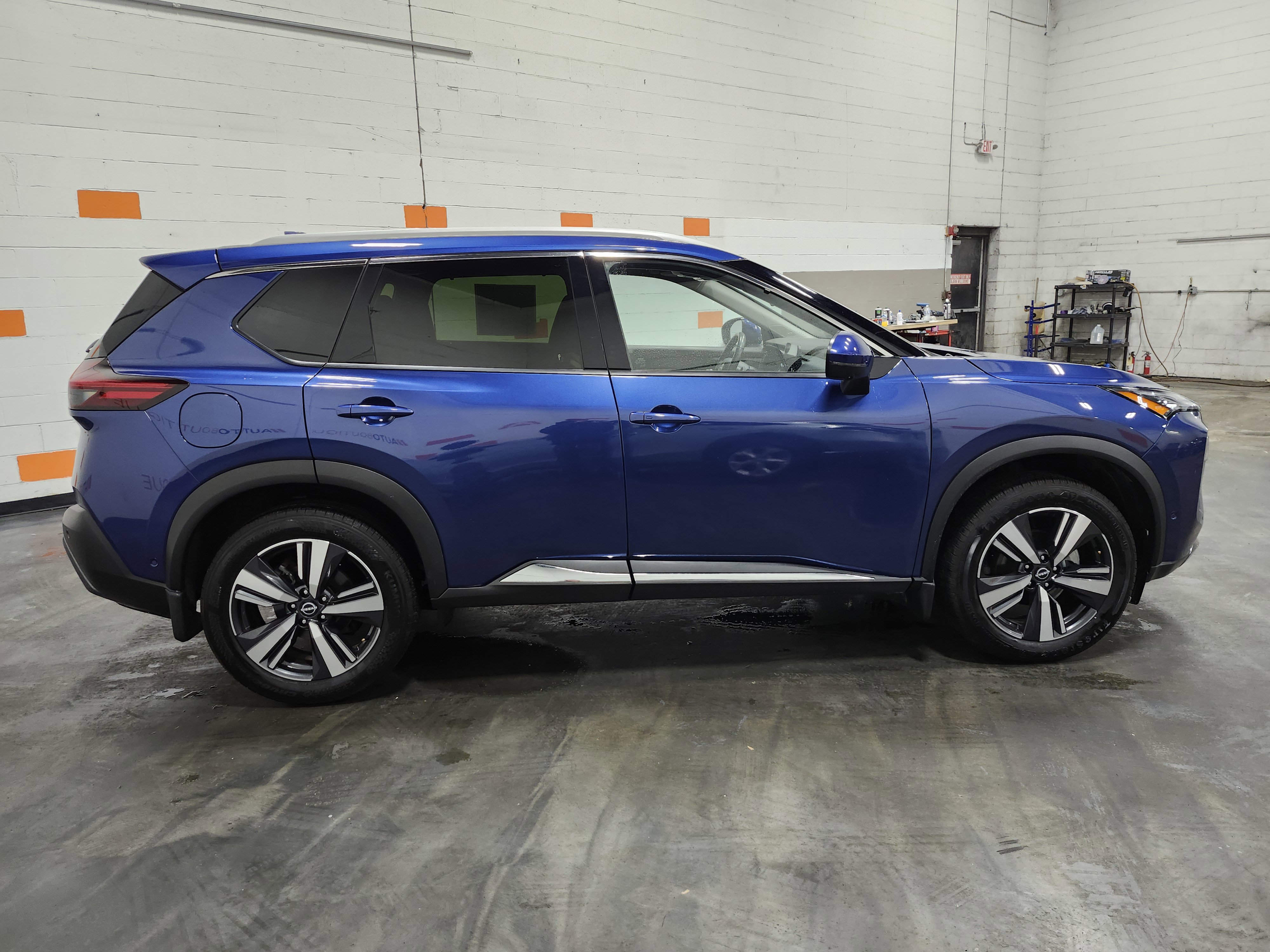 Used 2023 Nissan Rogue SL w/ SL Premium Package image 20