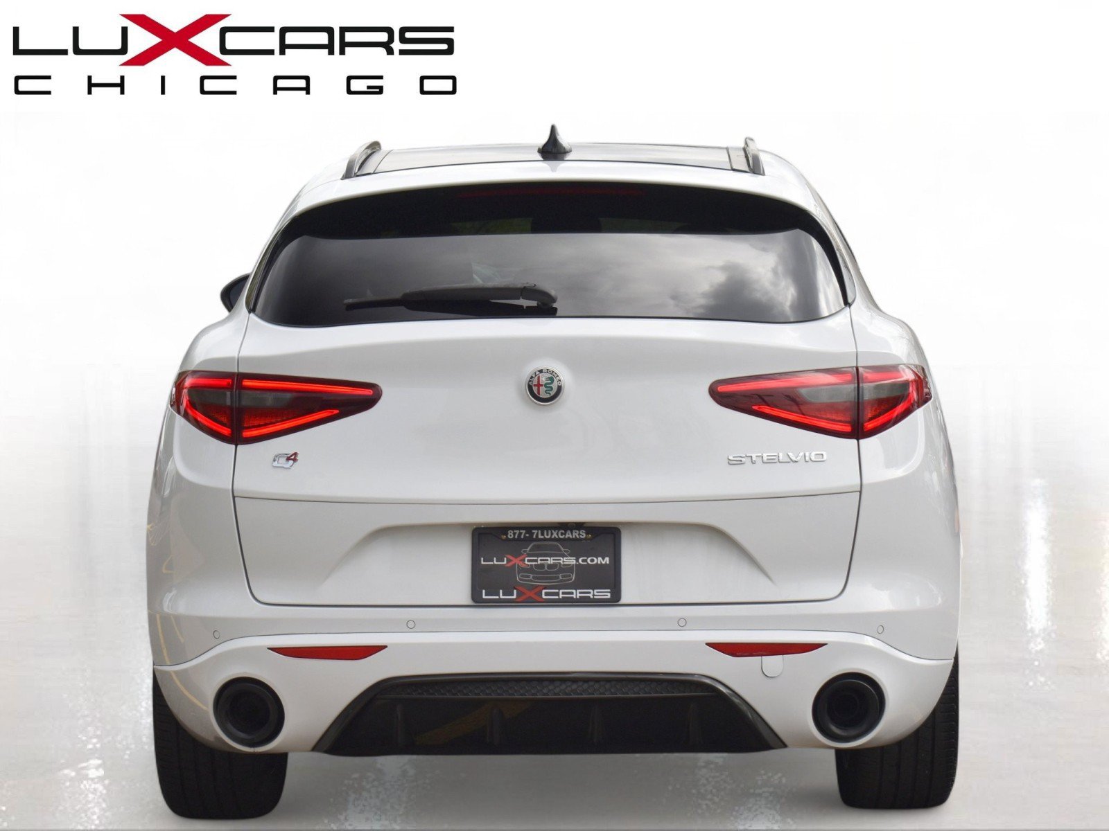 Used 2022 Alfa Romeo Stelvio Veloce AWD/4WD image 6
